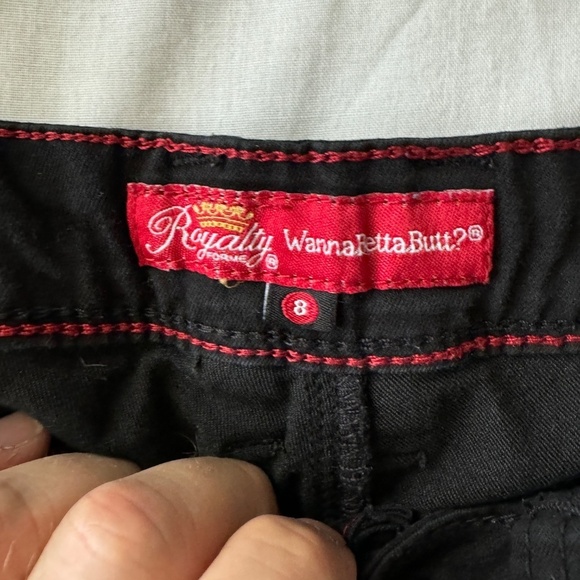 Royalty for Me Women's WANNA BETTA BUTT Capri Jeans Black Size 8 Stretch - Picture 5 of 12